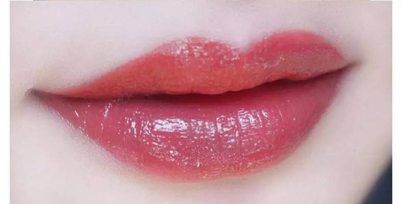 收藏大牌口红图片,大牌唇膏推荐必买色号