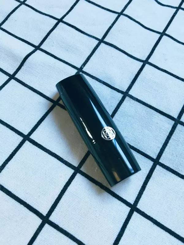 夏日必备元气口红,夏日必备的口红