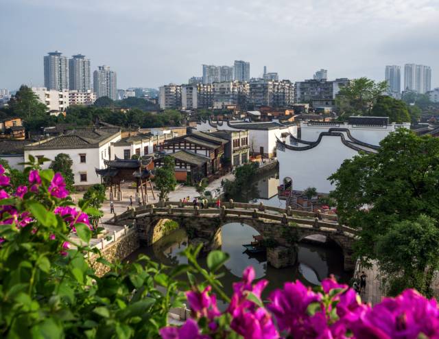 厉害了！给你一个住在“维多利亚港”的机会