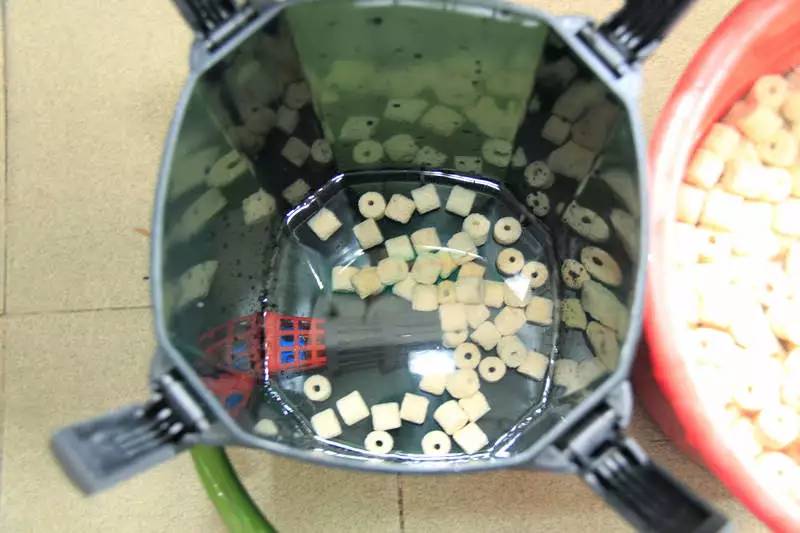 旅游时看到山川河流的感悟,旅游途中看到的景物