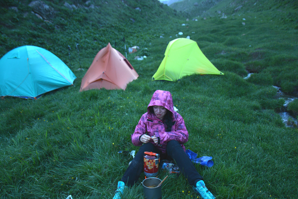 行者无疆-6月乌孙，漂洋过海为圣湖，翻山越岭因初心
