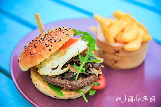 能吃遍全国美食的大学,吃遍全世界美食能去吗