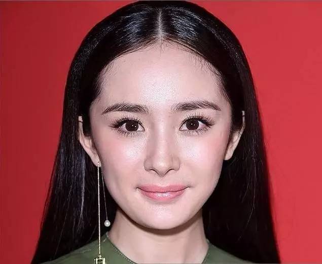 张若昀唐艺昕恋情怎么开始的,张若昀唐艺昕恋爱全过程