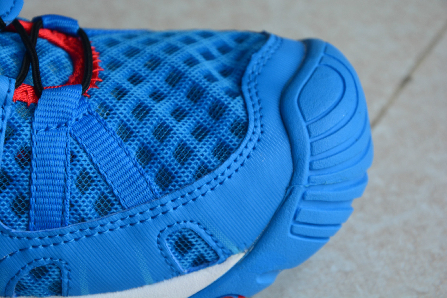 新款阿迪溯溪鞋测评,新款溯溪鞋涉水鞋