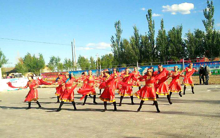 各族人民庆祝祖国妈妈生日绘画,科尔沁草原儿女庆祝建党100周年