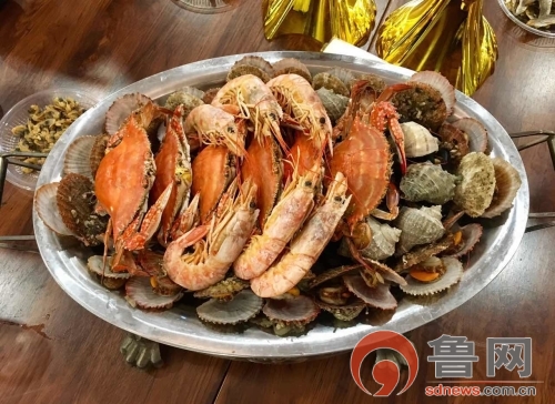 金沙滩啤酒城美食攻略,青岛西海岸金沙滩啤酒城美食攻略