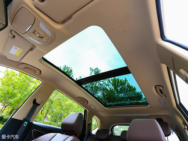 宝骏5602015手动舒适型驾驶体验,宝骏560驾驶功能键视频讲解