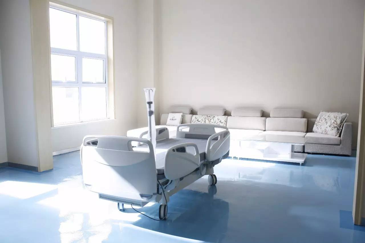 四川省肿瘤医院与甘肃省武威肿瘤医院（甘肃重离子医院）成立了首个引领西部、辐射全国的高层次肿瘤专科联盟