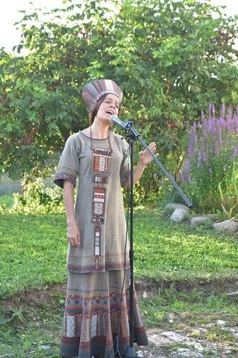 涓浗浼犵粺鎷煎竷鑹烘湳鏈嶈,鍥藉鎷煎竷鏈嶈