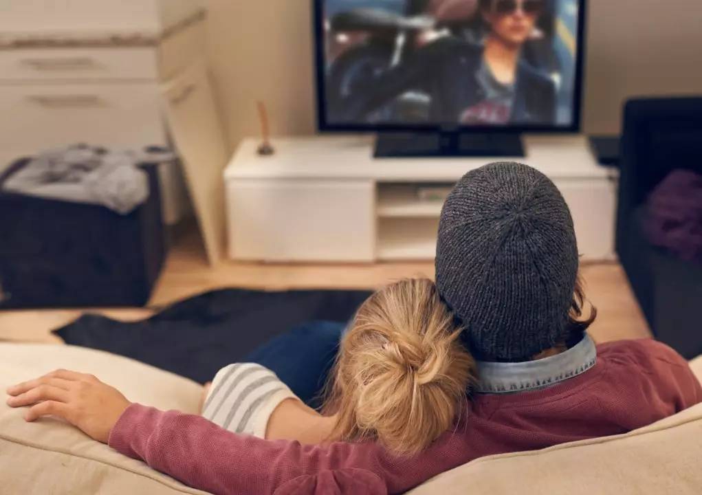 情人节送巧克力应该送什么样的,情人节送花和巧克力代表什么含义