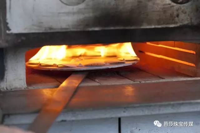 自带珠宝光泽还能百年不掉色的大明火珐琅,鬼知道它都经历了什么!|小讲堂