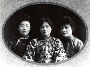 是谁成就了这个影响三代国家领袖的传奇家族?