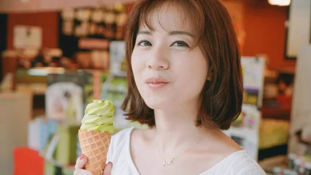 有没有去除脸部皱纹的小神器,改善脸部细纹推荐