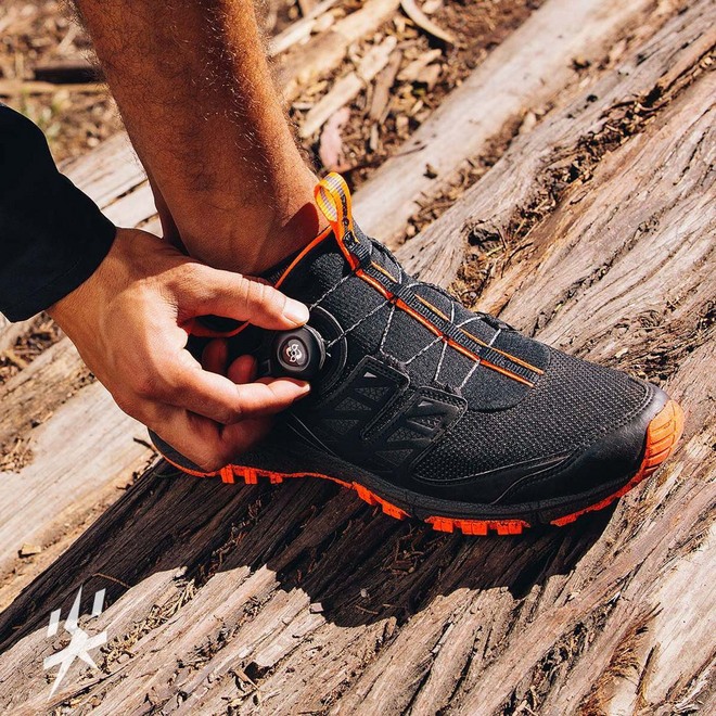 尖货QAVol.02|耐克飞线很快就断了?Boost站旁边呵呵的笑