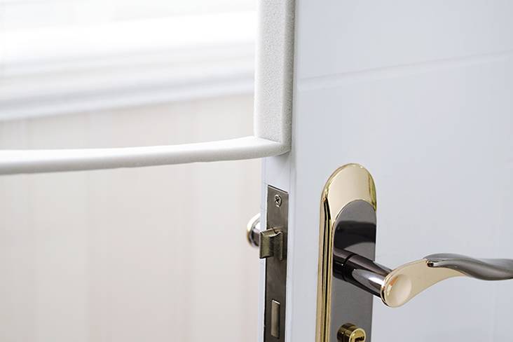 选不好它,我还怎么在卧室里*爱做**做的事啊!