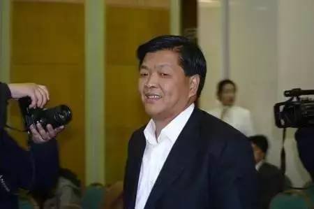 「开场哨」里皮:中国孩子只打乒乓球,重视青训是好的开端;国安青训外教:球员文化程度决定职业生涯高度;富力青训藏中国足球神童