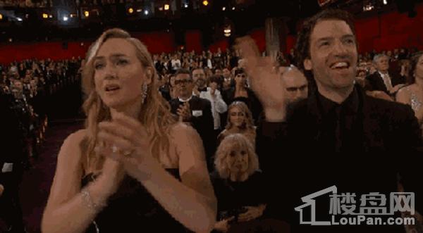 贵阳街头快闪,黔城快闪酒吧现状