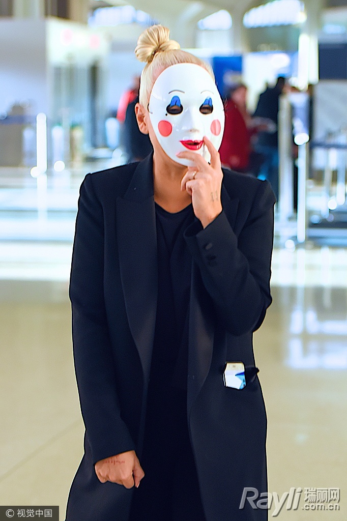 躲镜头挑战综艺,躲镜头女明星