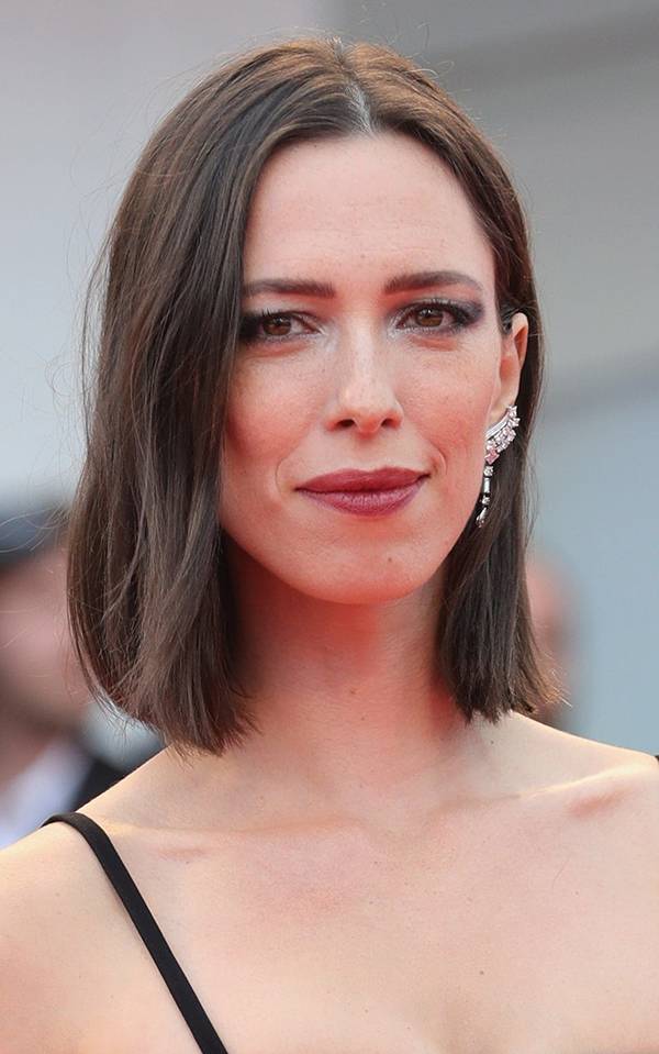 威尼斯电影节最佳红毯着装,再登威尼斯电影节红毯