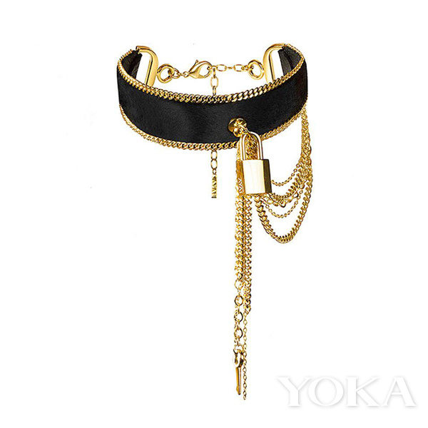 吸睛进阶术：链条首饰长盛不衰？它才是时尚圈的*规则潜**