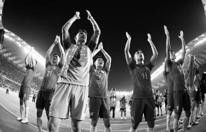 国足乌兹别克斯坦全场录像,国足1比0胜中亚劲旅