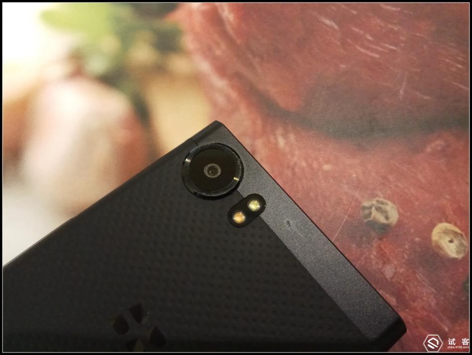 黑莓keyone滑盖,黑莓keyone测评王自如