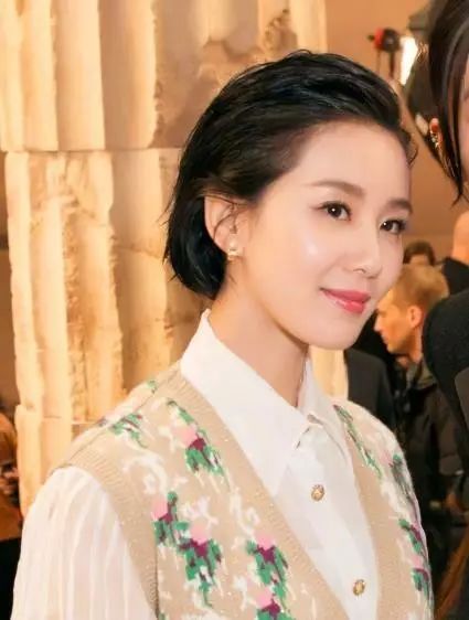 中长发也能扎的杨紫同款短发发型,短发杨紫同款发型