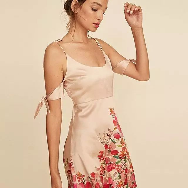 把蔚蓝海岸穿在身上,把夏天色彩穿在身上