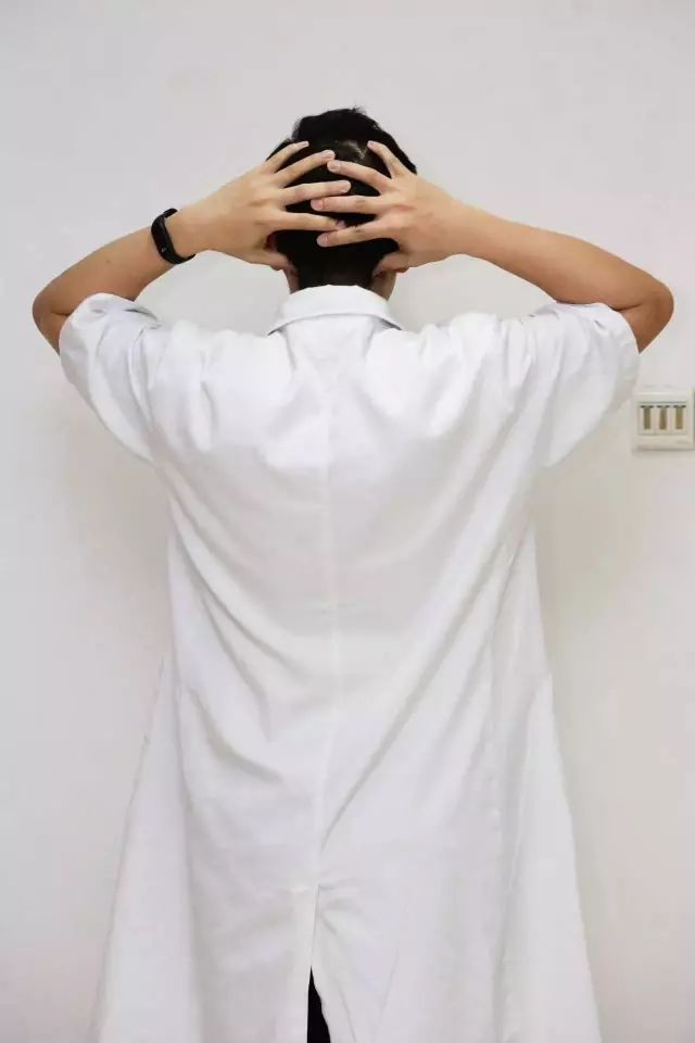 晚上睡前10分钟锻炼助眠,睡前减肚子和腰最快最有效的动作