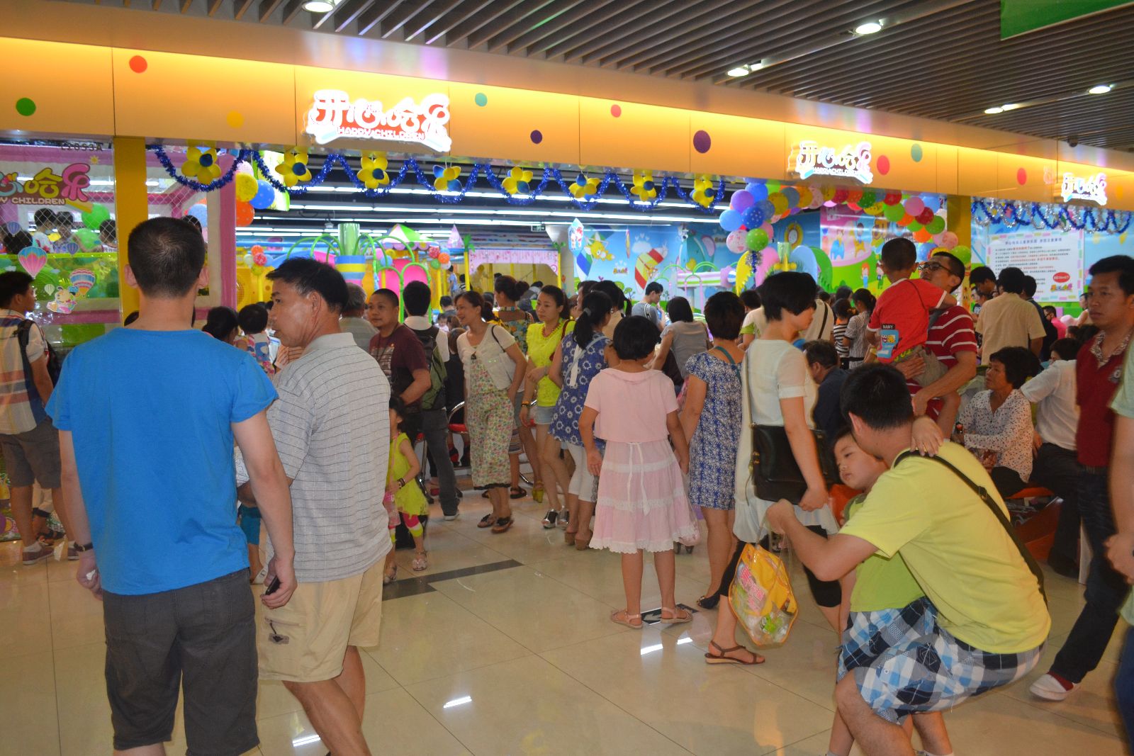 室内儿童游乐场投资真实回报,1000平米儿童游乐场利润分析