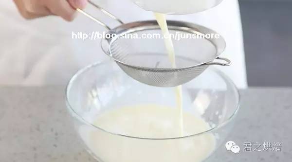 极简单的牛奶布丁,香浓嫩滑好美味!