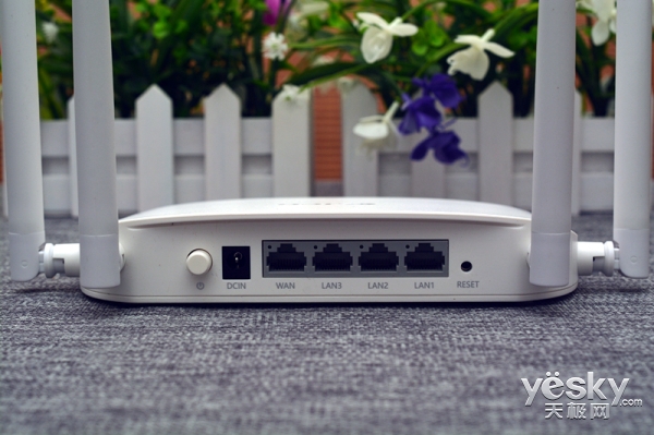 入门小钢炮JCGQ91200M智能无线路由评测