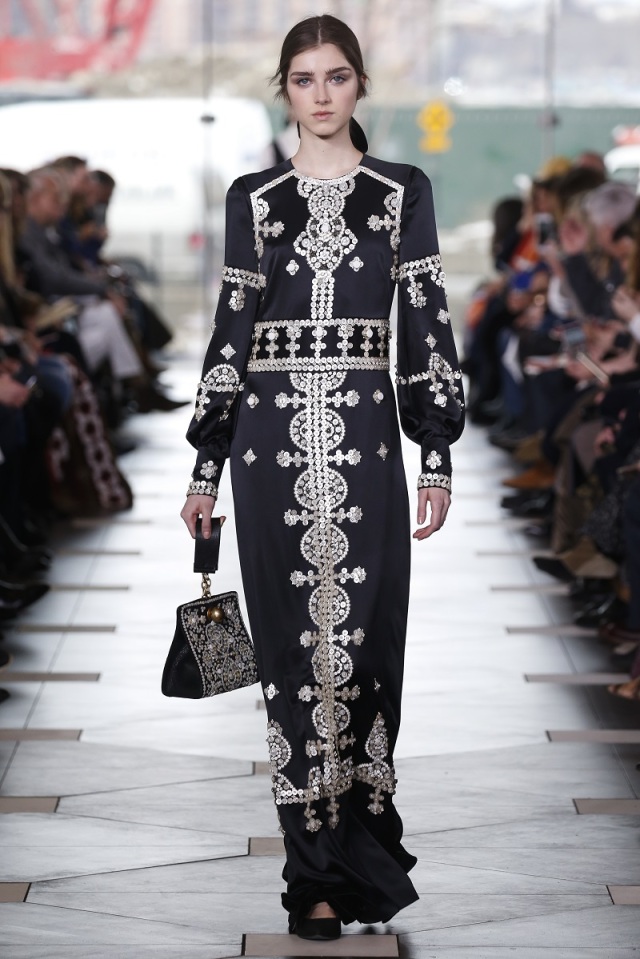 toryburch2021春夏系列出镜,toryburch秋冬度假系列