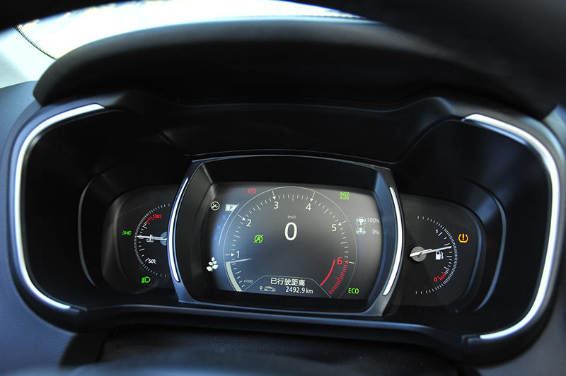 科雷傲和探界者哪个好,探界者和科雷傲选哪个