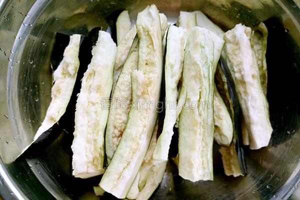 生拌茄子黄瓜,生拌茄子的危害