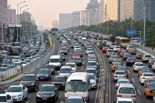 还能这样砍价？天意市场上演“最后的疯狂”｜陪你看新闻