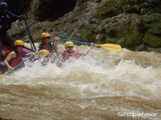 免签的海岛国家,斐济美丽的海滩