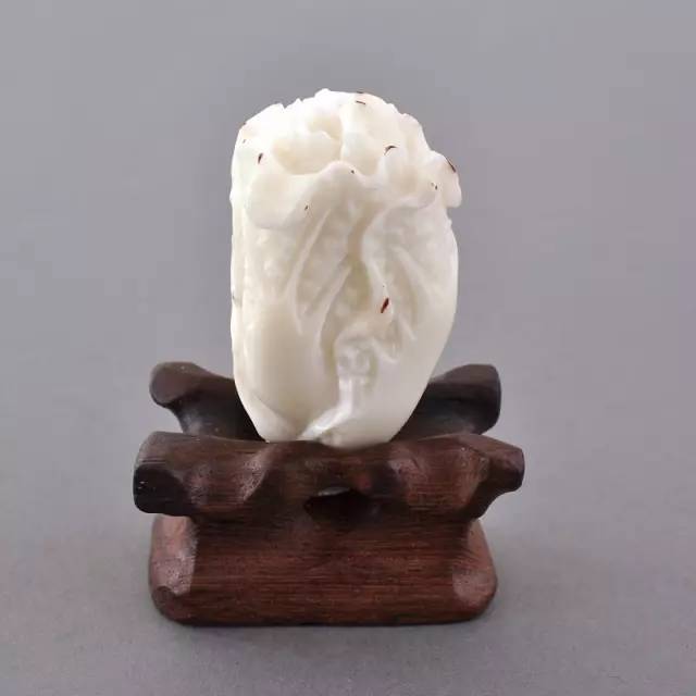 象牙果工艺品好吗,雕刻艺术果雕