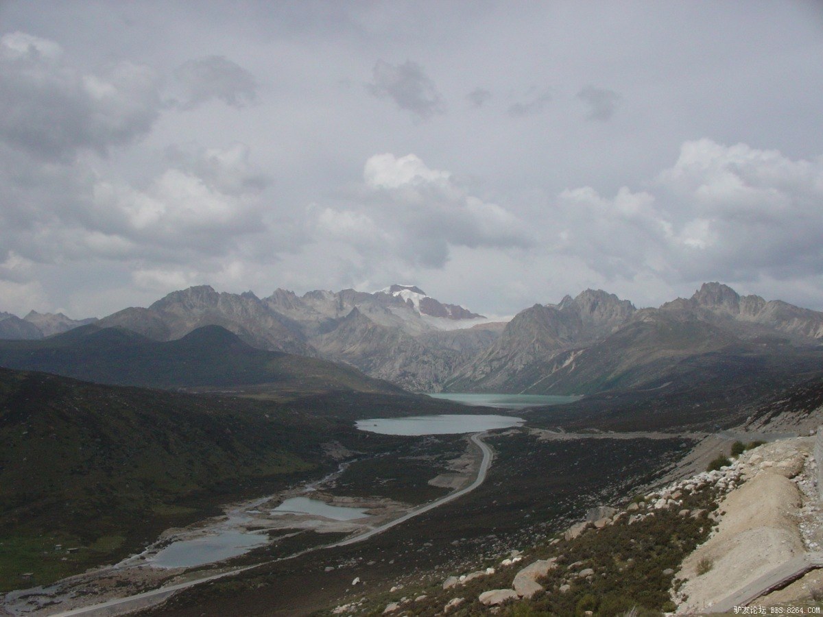 一个人一台车到西藏,一个人一辆车直通拉萨