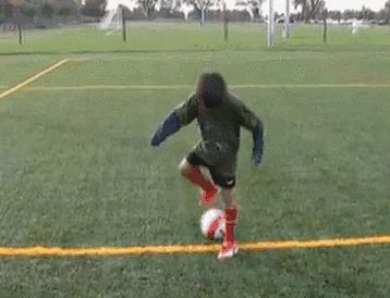 维维足球技巧系列教程,维维足球过人技巧系列教程