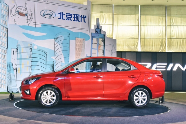 现代瑞纳2018新款车驾车体验,还要什么自行车英语