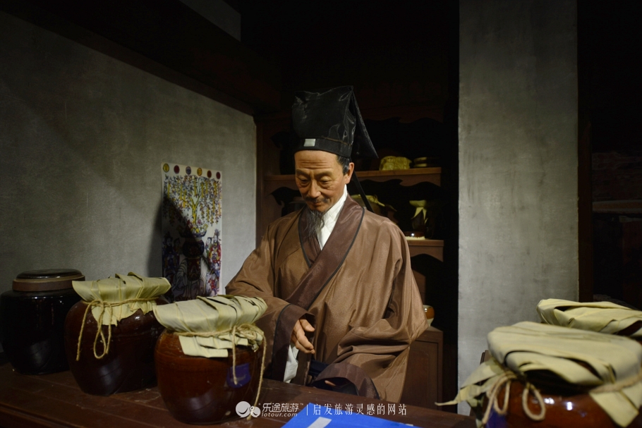 桃林胜过杏花村，给你一帘幽梦