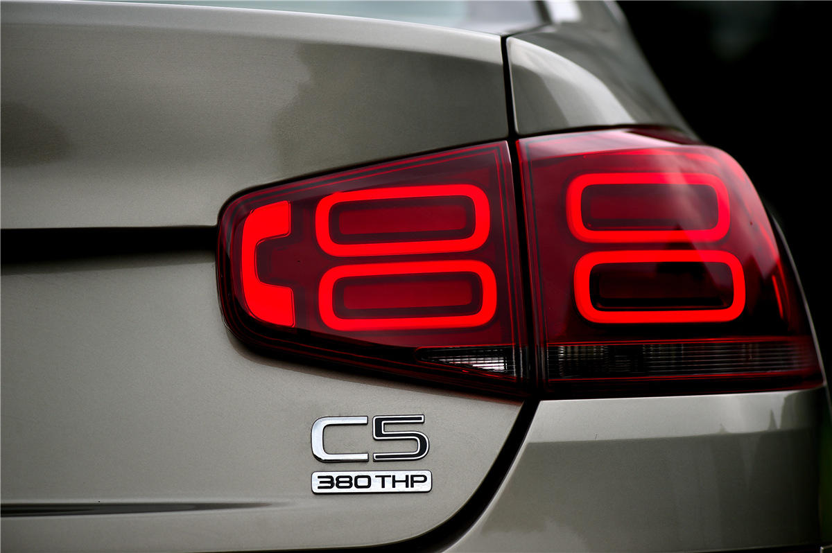 雪铁龙c5天逸1.6t试驾视频,2020款雪铁龙c5aircross试驾