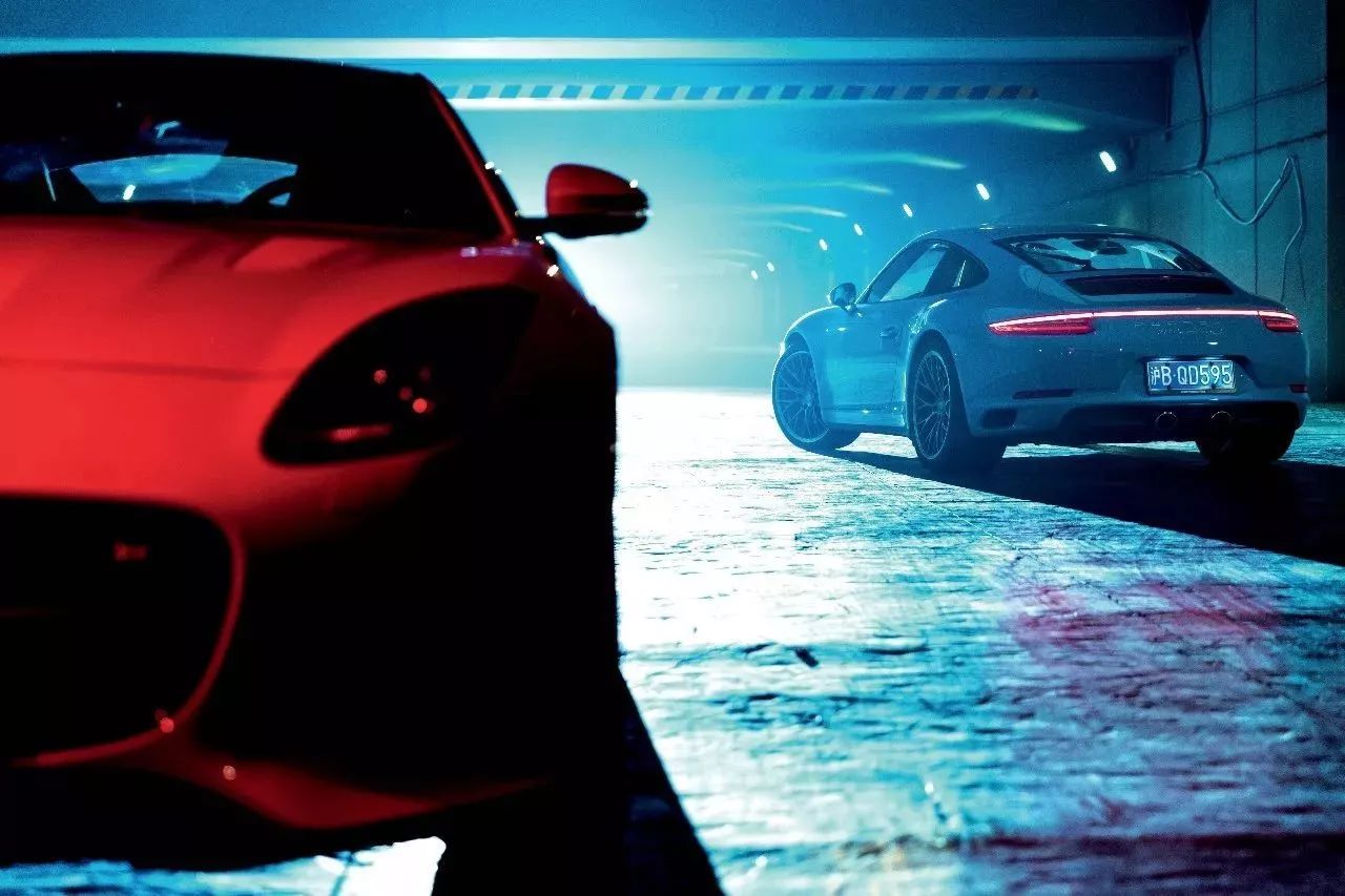 在夜晚开超跑,夜幕来临开车