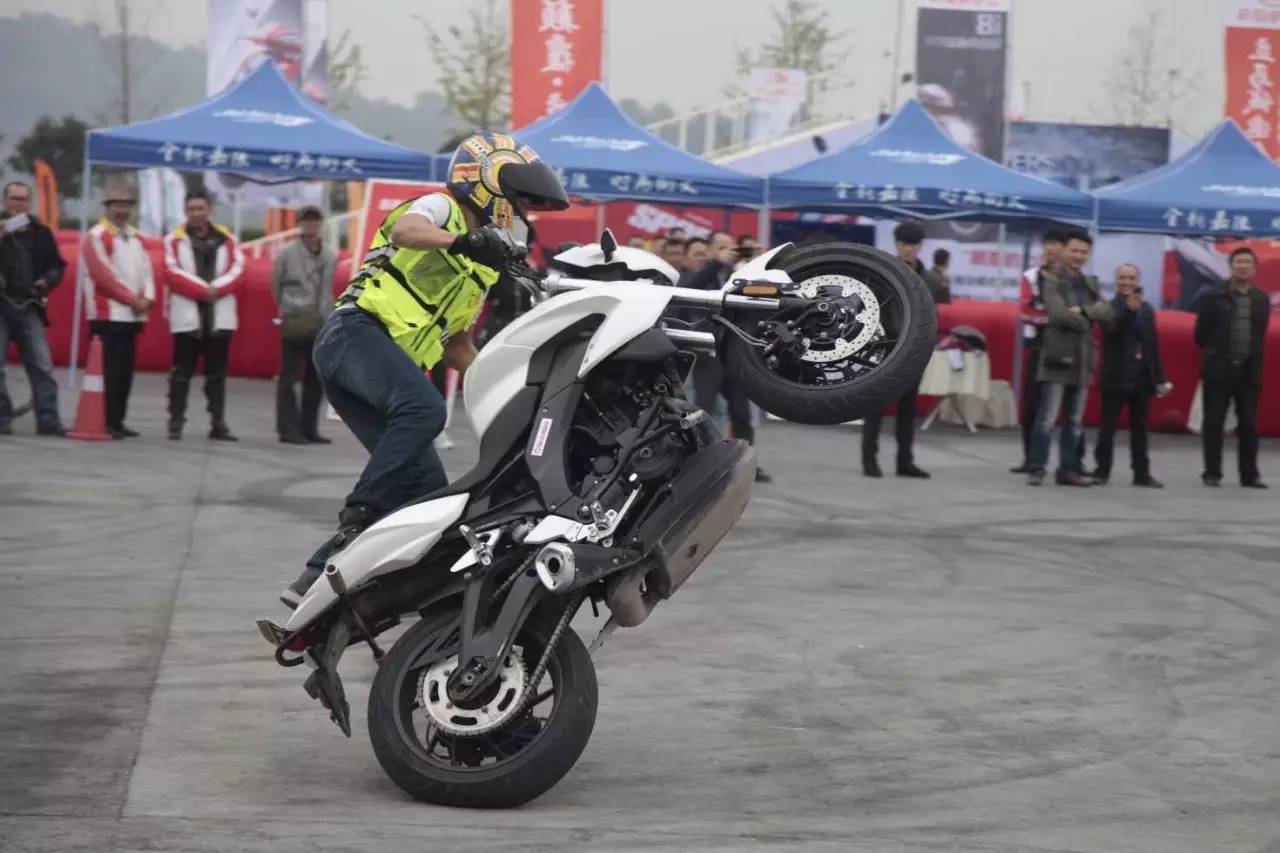 去摩博会看摩托,摩博会摩托车表演什么时候开始