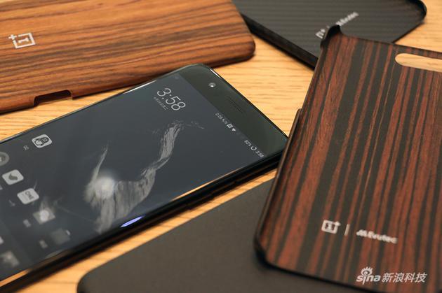 一加五顶配,一加5t2999就只有黑色吗