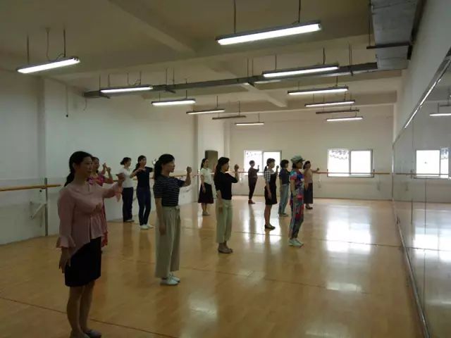 南京十二中考入清华,南京市十二中百年校庆同学录