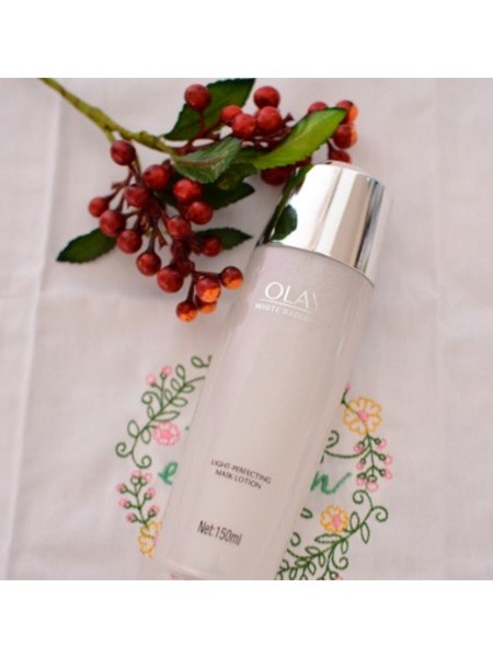 哪个品牌的护肤品补水保湿效果好,国货护肤品老品牌补水