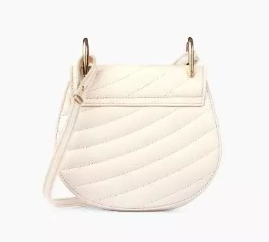 刘雯唐嫣同款小猪包,刘雯背的新款包是什么品牌