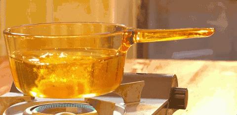 无锅不成家，这7口锅能暖心、能上镜，还能当传家宝｜编辑之选第12期